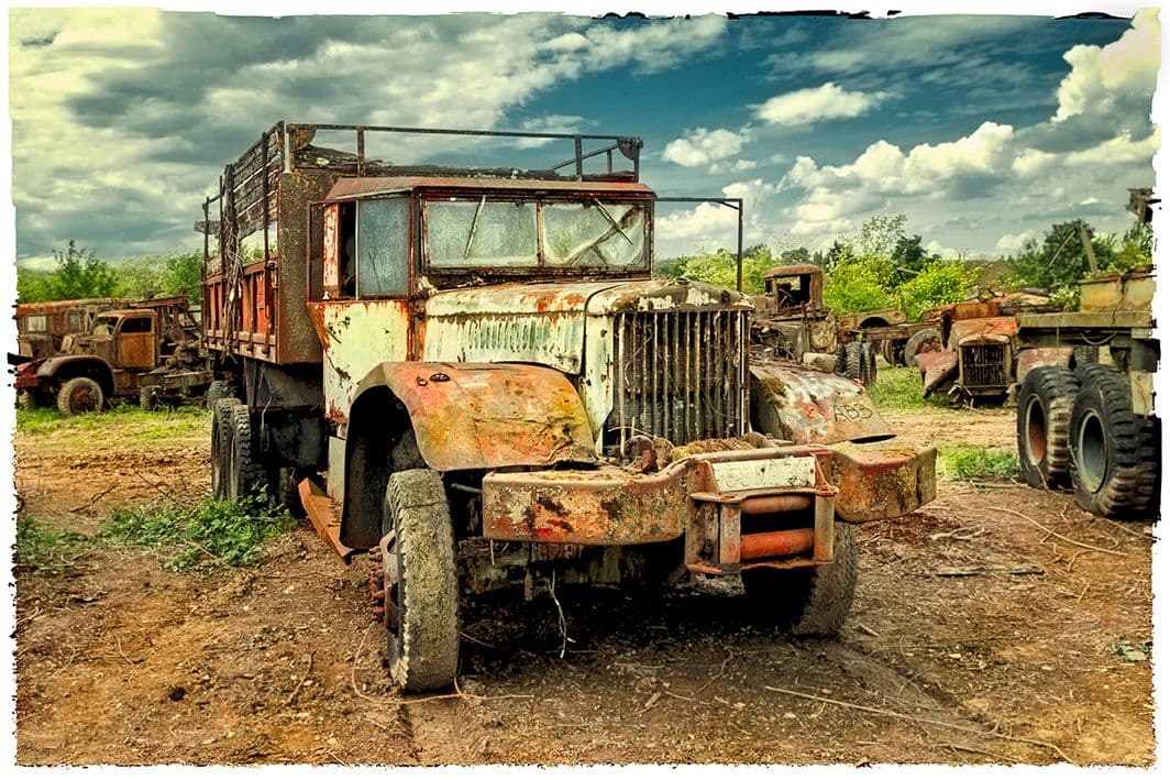 /uploads/Vieux_vehicule_militiare_12_0f72a71c84.jpg