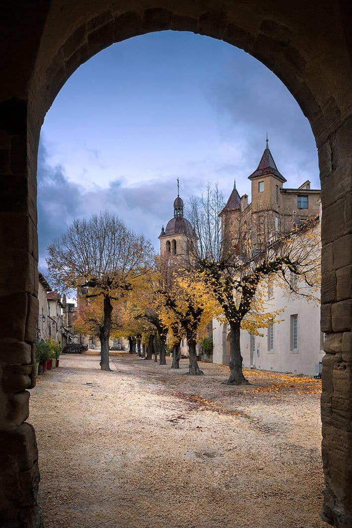 /uploads/Saint_Antoine_le_porche_et_la_cour_f2028e80a9.jpg