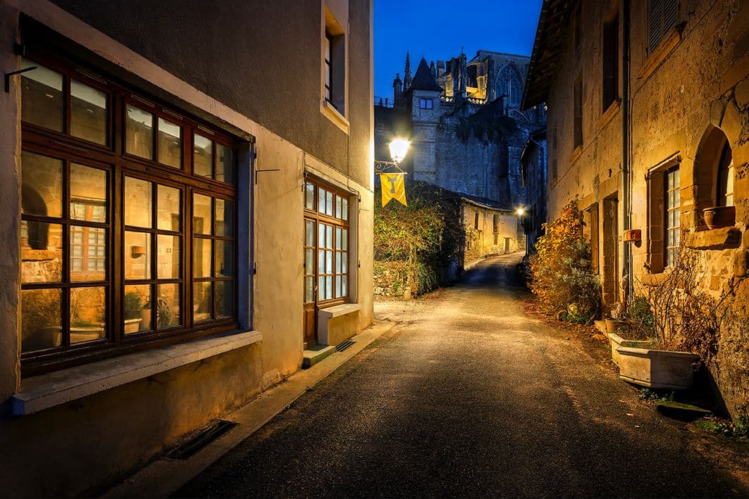 /uploads/Saint_antoine_nuit_heure_bleue_grande_rue_31a847c935.jpg